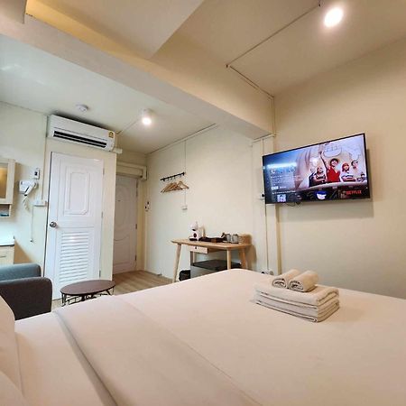 Canal View Lo-Ha Guest House, Contactless Check-In 방콕 외부 사진